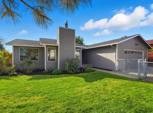 169 Travis Ln, Kennewick, WA 99338