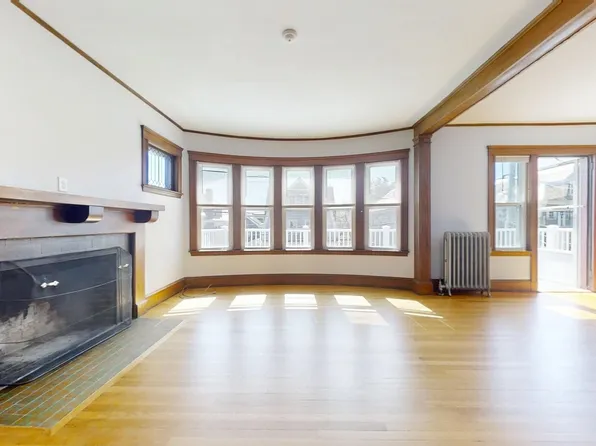 39 Commonwealth Rd, Watertown, MA 02472
