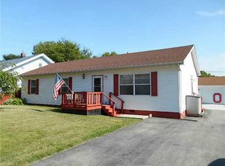 2708 Edwin St, Oregon, OH 43616