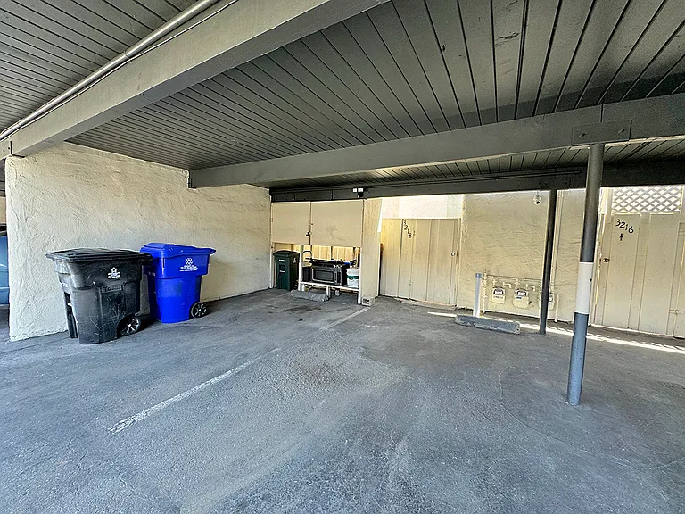 3218 Loma Riviera Dr — Photo 32
