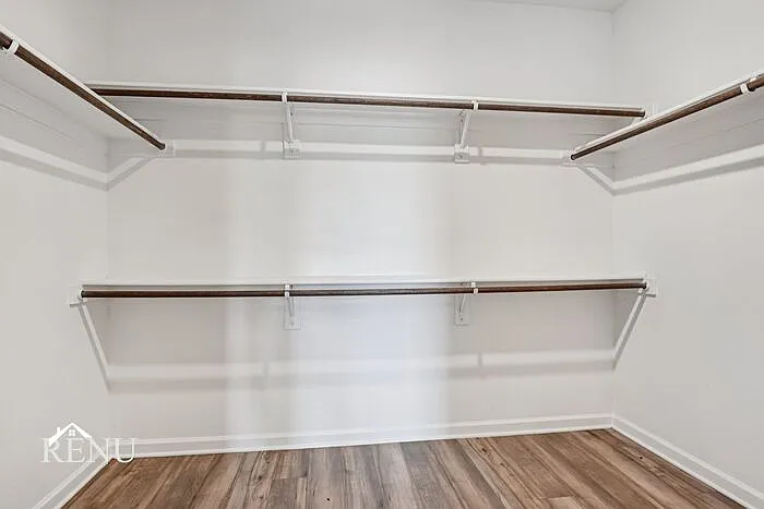 1040 Wheatfield Ln — Photo 13