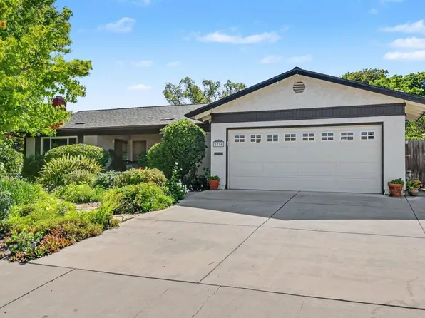 6774 Bonnie View Dr, San Diego, CA 92119