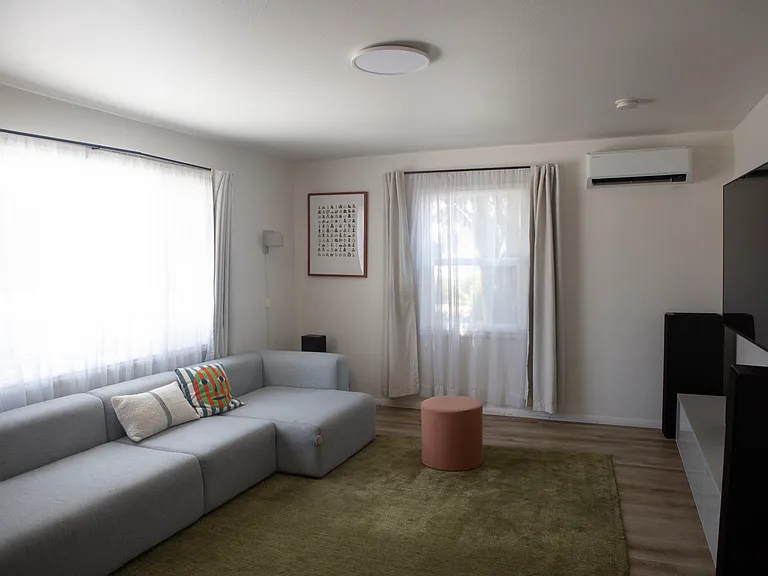 780 W Riggin St — Photo 3