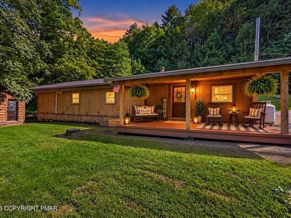 3583 Lakewood Rd, Saylorsburg, PA 18353