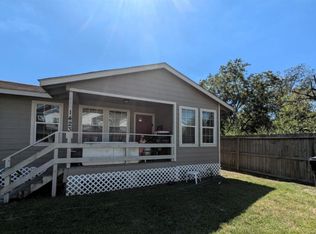 1423 Dewalt St, Houston, TX 77088