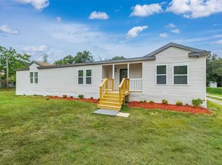 9902 Seven Roads Pl, Thonotosassa, FL 33592