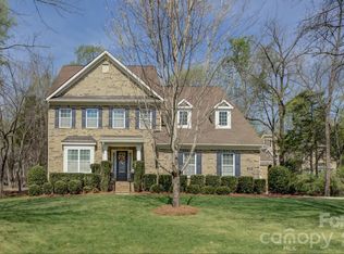 11521 Egrets Point Dr, Charlotte, NC 28278