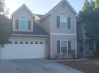 2719 E Everglade Ave, Fresno, CA