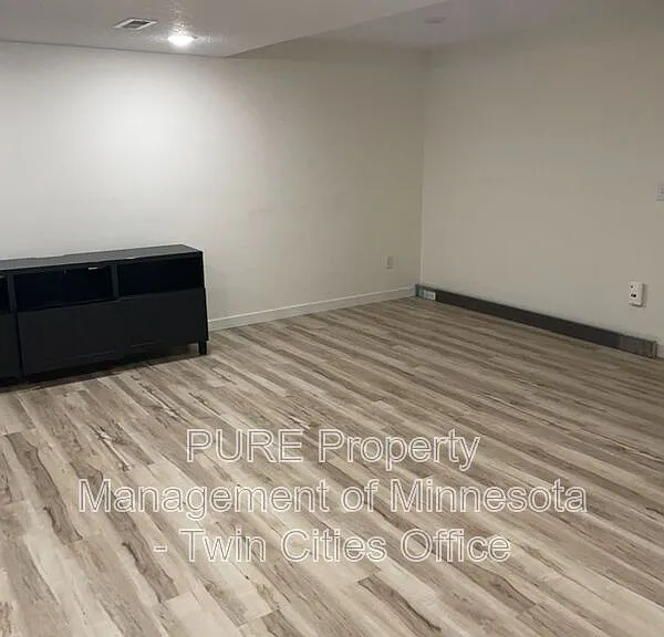 8636 Pheasant Run Rd — Photo 20