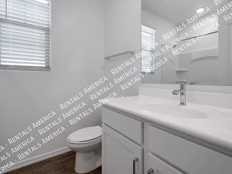 23015 E Starflower Dr — Photo 5