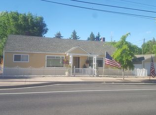 1135 SW Glacier Ave, Redmond, OR 97756