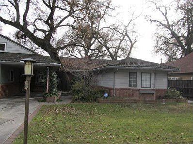 3rd image of 1618 W Longview Ave