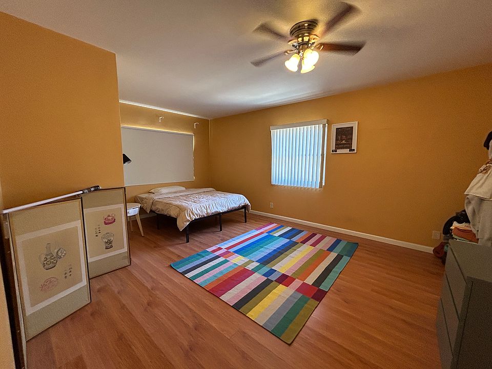 1st image of 3803 Seneca Ave #1