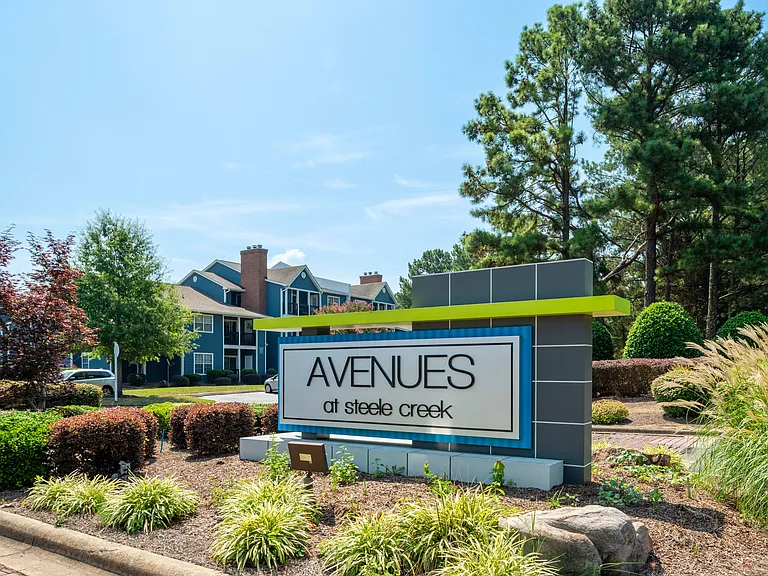 Avenues at Steele Creek — Photo 34