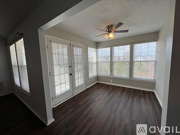 5th image of 10211 Wolfe Manor Ct Unit 712