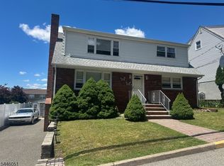 30 Garden Ave, Woodland Park, NJ 07424