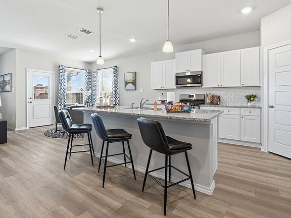 2nd image of 15936 Stableford Rd