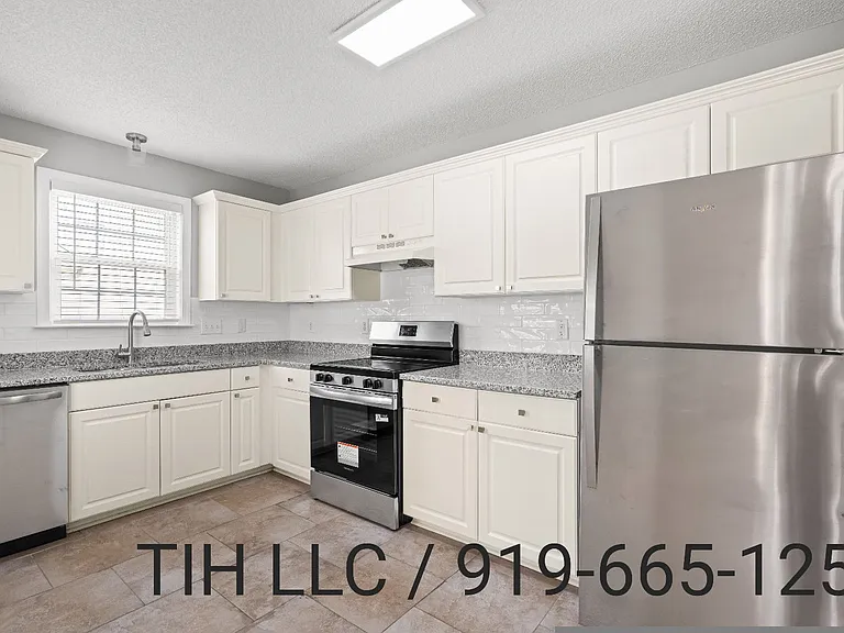 3912 Cold Harbour Dr — Photo 11