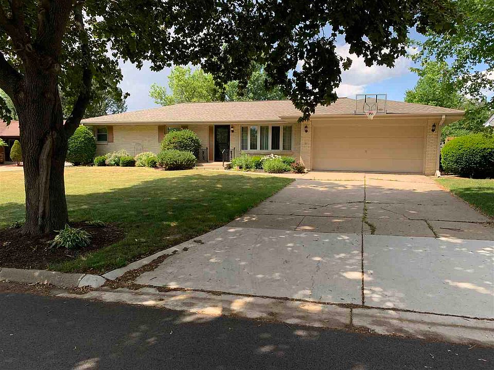 1st image of 5880 Weymouth Dr