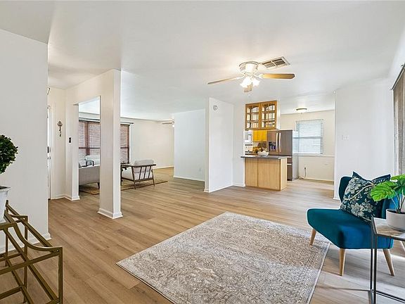 2nd image of 6513 Hastings St