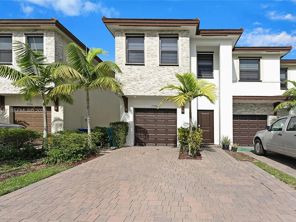 25176 SW 107th Ave