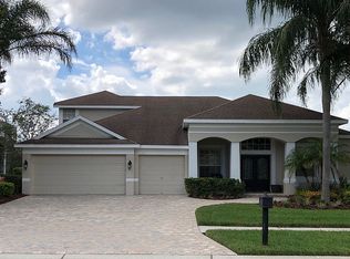 18722 Chaville Rd, Lutz, FL 33558