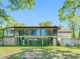 1350 E Long Lake Rd, Cadillac, MI 49601