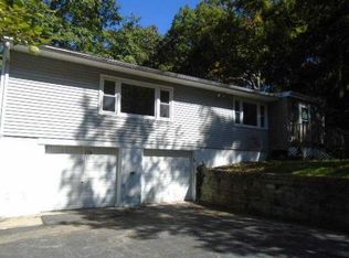 86 Kingsley Rd, Lebanon, CT 06249