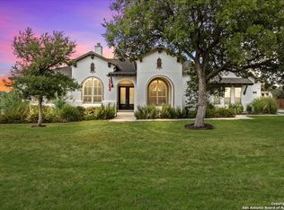 221 Bauer Ln, Castroville, TX 78009