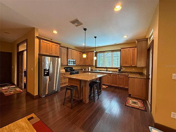4th image of 11691 SW 52ND AVENUE