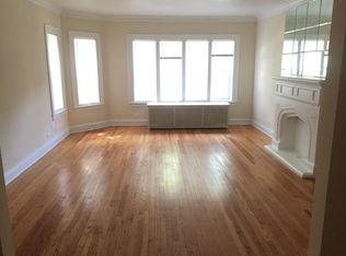 8035 S Phillips Ave #3, Chicago, IL 60617