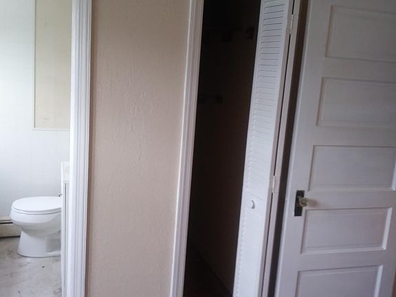4th image of 210 Ocean Ave Floor 1