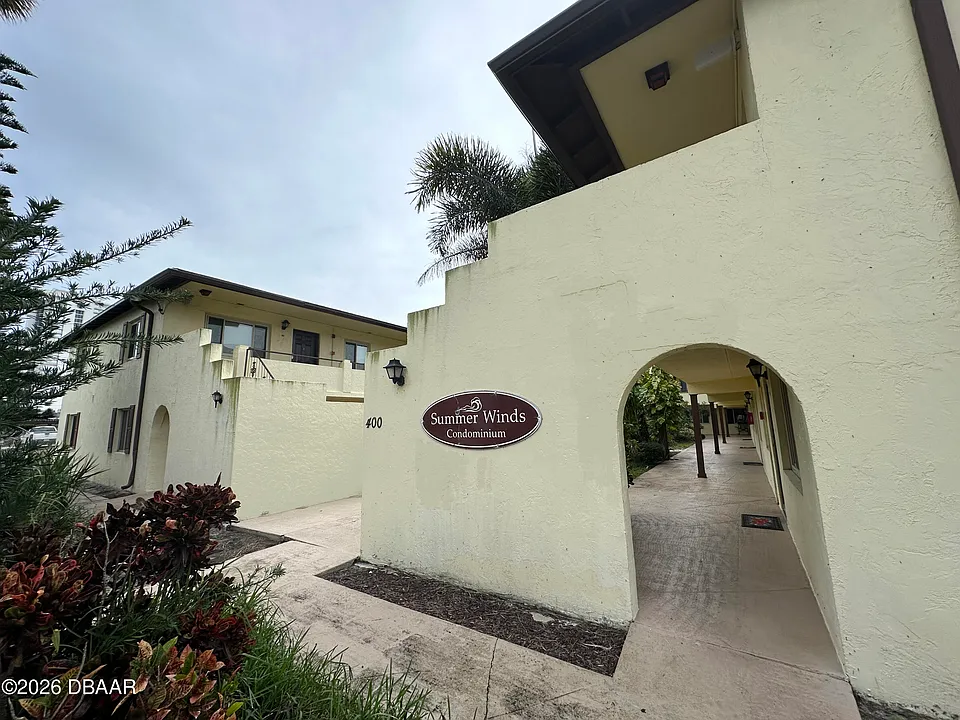 400 Oakridge Blvd #180