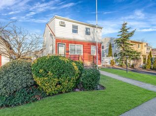 82-A Alhambra Rd, MASSAPEQUA, NY 11758