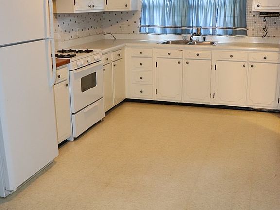 4th image of 506 Shadowlawn Pl
