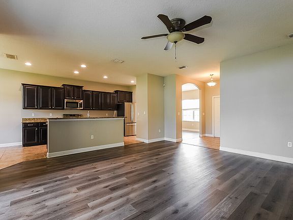 4th image of 4723 Coppola Dr