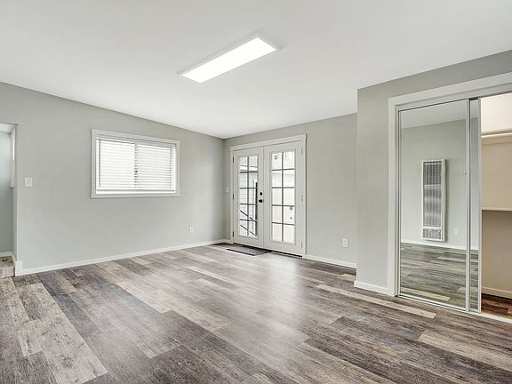 5th image of 3976 Idaho St