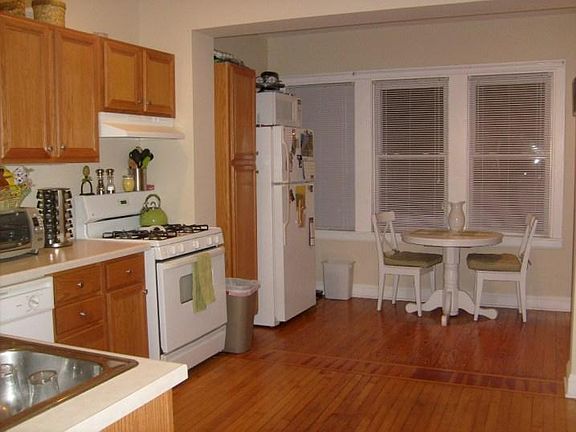 2nd image of 3528 N Elston Ave #2
