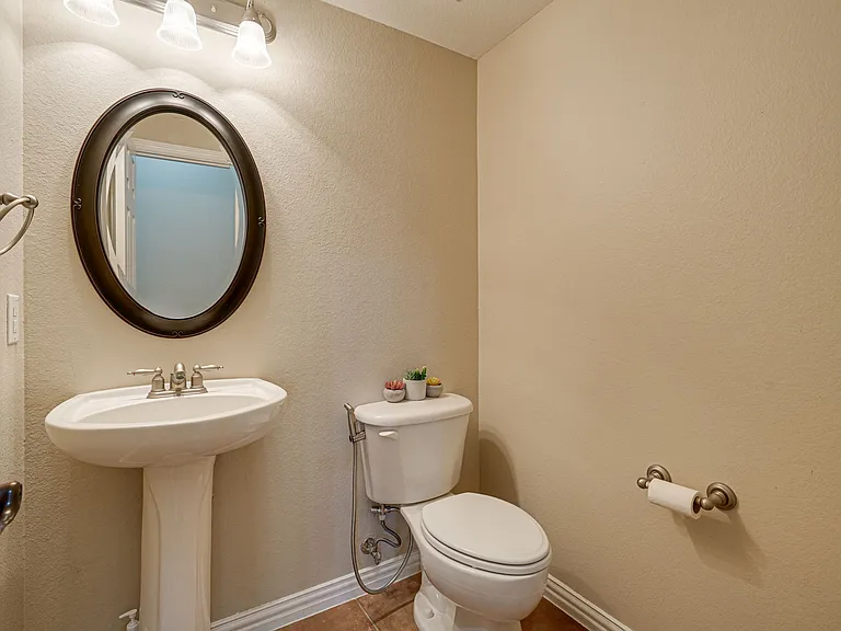 11804 Blackhawk Dr — Photo 11