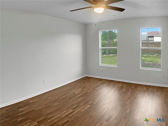 5th image of 4506 Janelle Dr