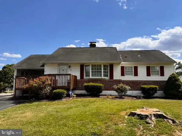 104 W Thomson Dr, Elkton, MD 21921