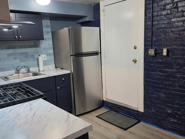 19 Nicoll St — Photo 11