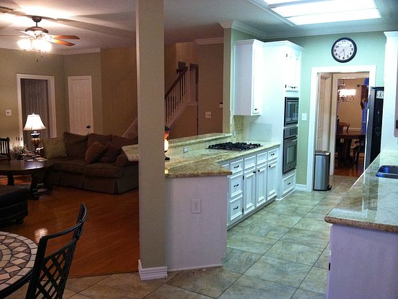 3rd image of 1326 Wiedner Dr