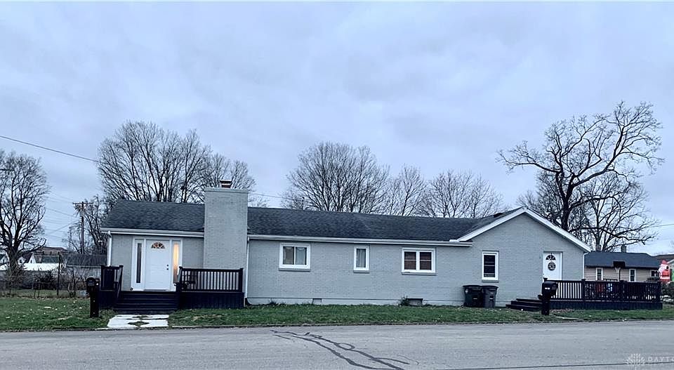 1st image of 1010 Drury Ln