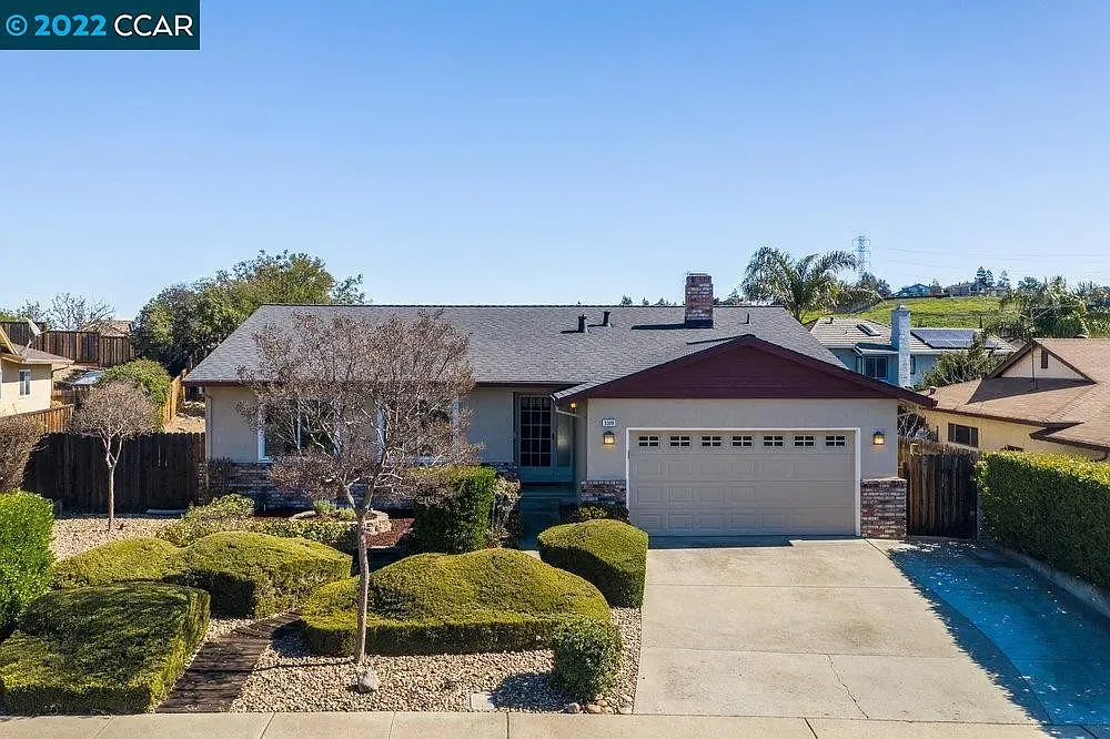 3309 Saint James Pl photo 1