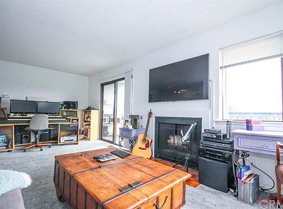 5th image of 523 Crown Hill St APT A