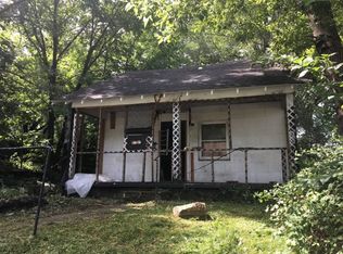 5417 E 29th St, Kansas City, MO 64128