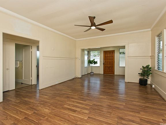 5th image of 2211 Bingham St