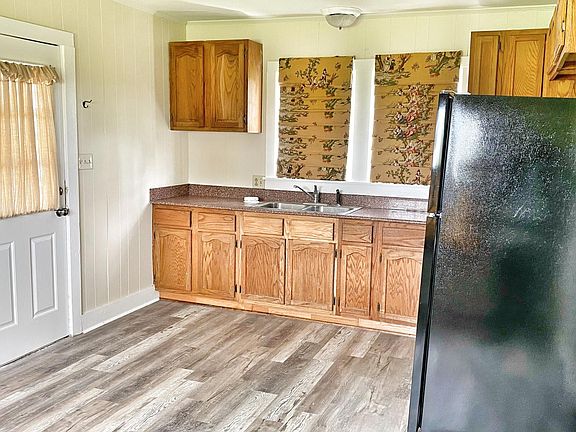 3rd image of 3577 Catahoula Hwy