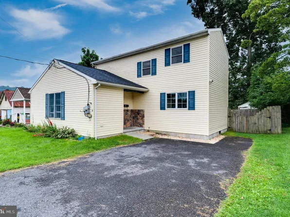 16 Heidelberg Ave, Reading, PA 19606